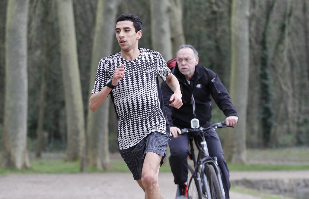 Hassan Chahdi suivi du coach Jean Claude Vollmer